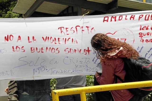 En alabanza durante restauración 