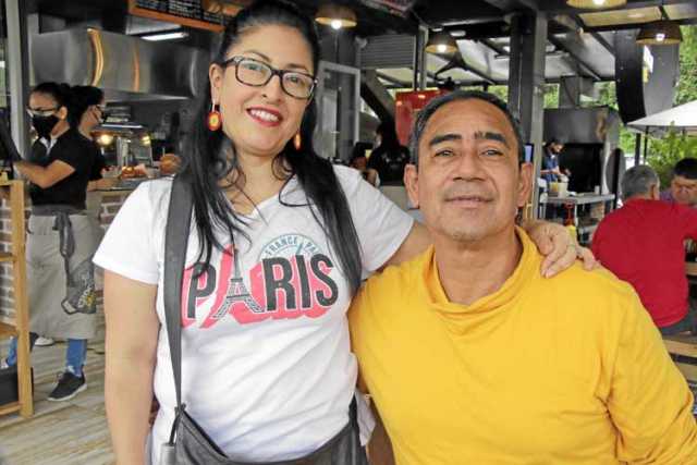 Sandra Espinoza y Gilberto Pérez. 