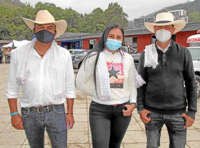 Andrés Cerquera, Adriana Arias y Juan Carlos Arias.