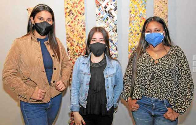 Luisa Fernanda Ospina Castañeda, Manuela Cardona Franco y Juanita del Mar Bernal Jaramillo.