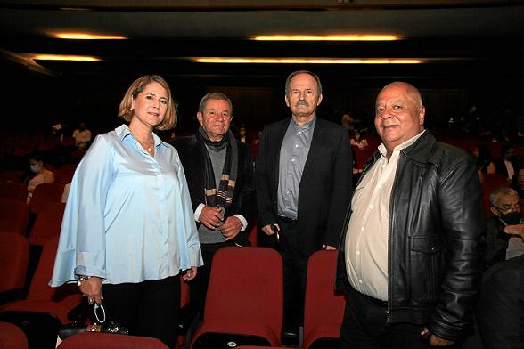 María del Pilar Pérez, Carlos Enrique Escobar, Gonzalo Duque Escobar y Jorge Eliécer Valencia López.