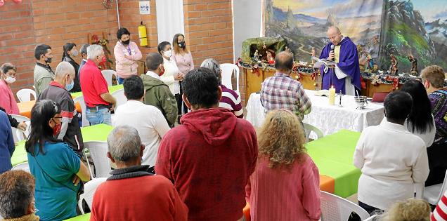 Con una eucaristía que ofició el padre Jhon Jairo Acevedo, celebraron la reapertura del comedor del adulto mayor.
