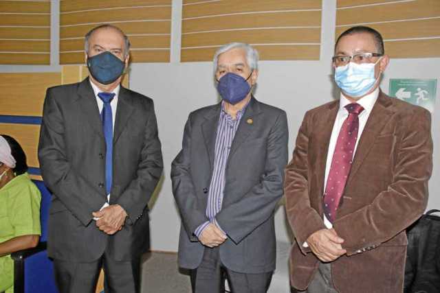 Albeiro Valencia Llano, Fabio Vélez Correa, Ángel María Ocampo Cardona.