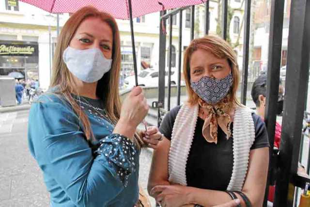 Francy Helena Londoño Galvis y Lina Clemencia Campuzano Villegas.