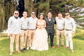 Víctor Morales, Jorge Hernán Osorio, Santiago Rodríguez, Sebastián Rendon y Luis Fernando Zuluaga, amigos de los novios.