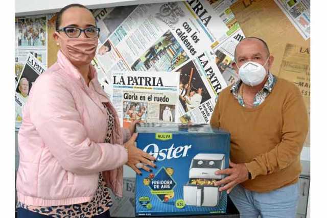 El suscriptor Gerardo García García ya estrenó la freidora de aire Oster 5.5 lts, de la comercializadora La Pipa, y el bono de $