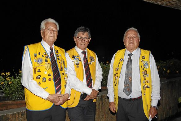 Octavio Zapata Ospina, Jairo Bermúdez Zuluaga y José Salazar Soto, miembros del Club de Leones Chipre.