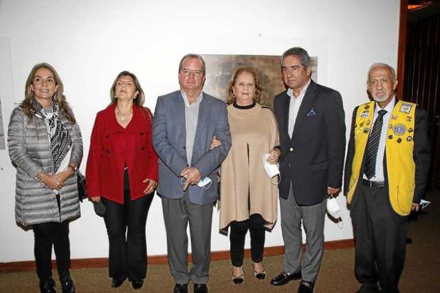 Clemencia Gómez Botero, Gloria Lucia Echeverri, Nicolas Restrepo, director Diario LA PATRIA, Elvira Escobar de Restrepo, Jorge H
