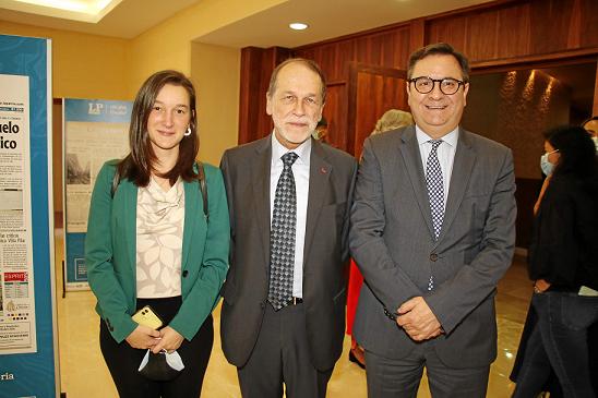María Úrsula Botero, Augusto Morales y Lorenzo Calderón.