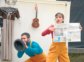 En el Parque Ernesto Gutiérrez, dos actores recrearon varias situaciones teniendo como hilo conductor un gato. 