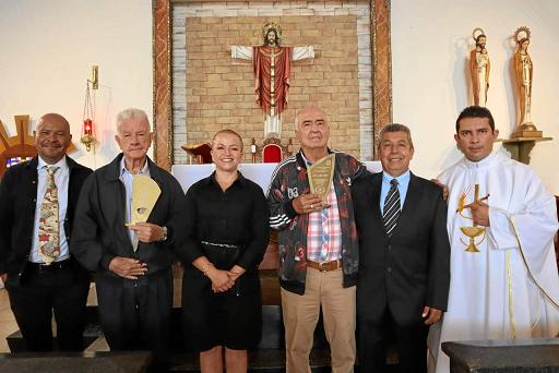 Luis Ernesto Ladino, egresado y docente de la institución; Manuel Pineda Jaramillo, fundador; Ángela María Patiño Montoya, recto