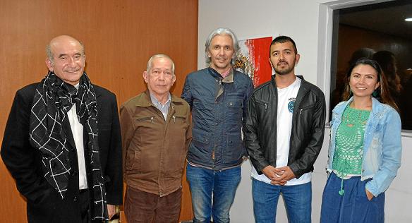Los expositores: sacerdote Rigoberto Rivera, Raúl Gómez, Luis Fernando Echeverri, Cristian Nastar y Alejandra Montoya. 