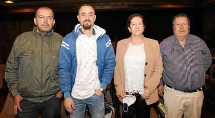 Jorge Ocampo Cardona, Luis Arlos Carvajal, Nubia Delfi Salazar, y José Darío López, tesorero Educal.