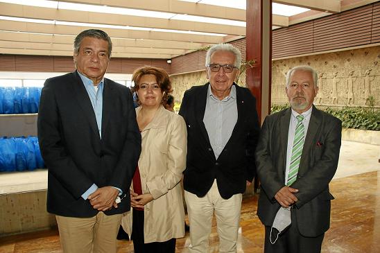 Gustavo Adolfo Villada López, Marcela Cerón Rubio, Álvaro Hernando Gallego Naranjo y Eduardo Aristizábal Pelaez. 