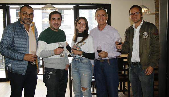Helmer González, David Muñoz, Laura María García, Darío Augusto Cardona S. y Óscar Veiman Mejía.