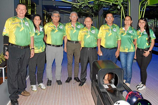 Jorge García, Martha Lucía Giraldo, Alberto Marín, Guillermo Farfán, Hernán Obando, Gustavo Duque Toro, Aida Marín y Ana Sofía L