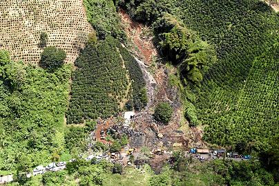 El derrumbe sepultó una escuela en Tapartó, en el municipio de Andes (Antioquia).