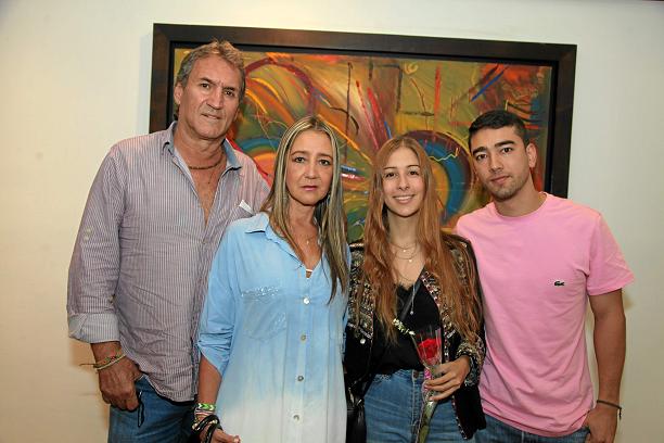 Jorge Ernesto Botero, Marcela Alzate Salazar, Mariana Botero Alzate y Andrés Botero Alzate.