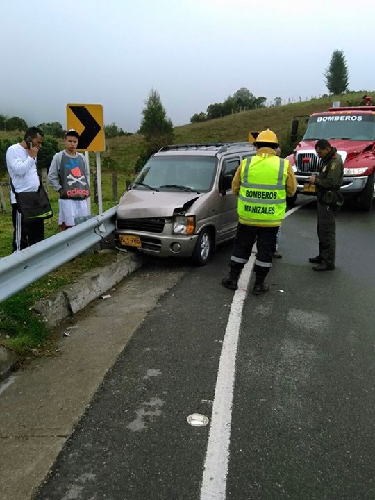 Accidente de tránsito en el Alto de Letras