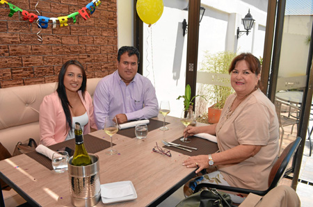 Natalia Rodríguez, Jorge Cifuentes y Rosa Nayibe Villavicencio.