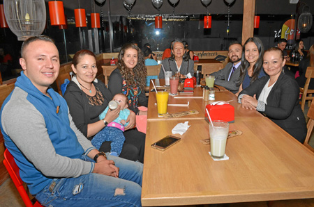 Foto | José Fernando Tangarife | LA PATRIA Julián Londoño, Lina Constanza Cardona, Sofía Londoño, Diana Arango, Nilsa Mejía, Gio