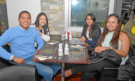 Ismael Escorcia, Milena Santana, Adriana Bermejo y Jenny Lobo.