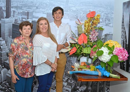 Elsy Triana de Rodríguez, Zulema Rodríguez Triana y Santiago Micolta Rodríguez.