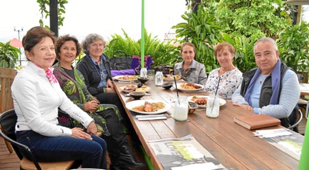 María Helena Estrada Gómez, Nancy Delgado Ramírez, Ute Teske, Pilar García Cuartas, Clara Inés Sanint Salazar y Hernán Giraldo M