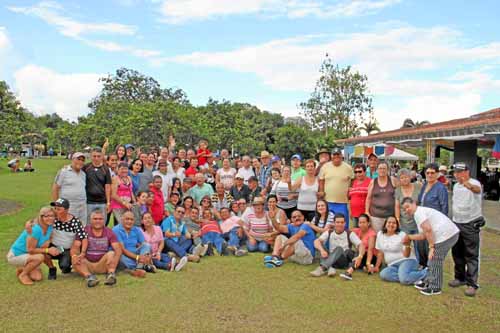 Asistentes a la celebración.