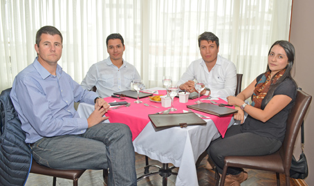 Foto | José Fernando Tangarife | LA PATRIA Marc Alcon, Jimmy Pimiento, Felipe Marín y Luisa Fernanda Jurado.