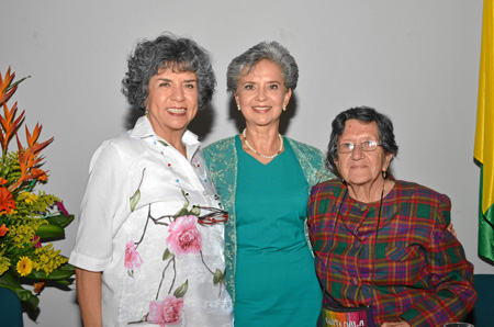 Gloria María Medina Jiménez, Astrid Arboleda Fernández y Dorian Hoyos.