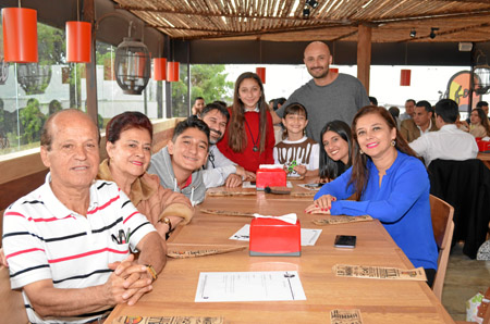 Luis Gonzaga Cardona, Luz Marina Jiménez de Cardona, Jacobo Ospina Cardona, Albeiro Ospina Castaño, Valeria Ospina Cardona, Raqu