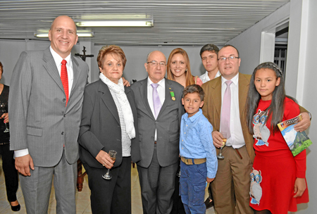 Santiago Giraldo, Beatriz Santacoloma de Giraldo, Jaír Giraldo González, María Isabel Giraldo, Sergio Escobar Giraldo, Juan Manu