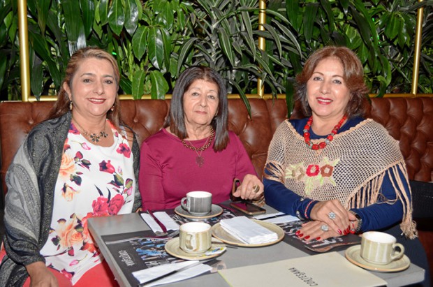 Blanca Cecilia López Giraldo, Ofelia de Osorio y Martha Doris Bermúdez López.