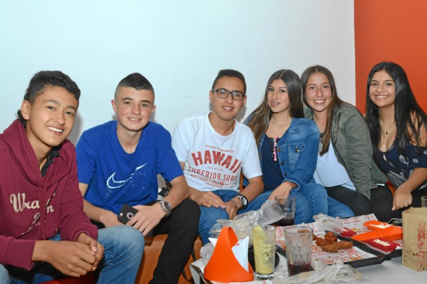 Jacobo Agudelo, Juan Pablo López, Juan José Murillo, Isabela Loaiza, Paola Andrea Chaves y Maeia Camila Osorio.