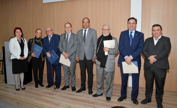 Clarisa Ortiz Márquez y Helena Mejía García, recibieron el reconocimiento póstumo a Ariel Ortiz Correa; Rodrigo Vieira Puerta, A