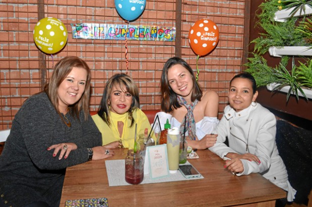 Carolina Giraldo, Gloria Janeth Castaño, Angélica Cruz y Johanna Hincapié.