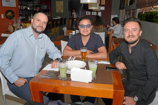 Danny Molina, Daniel Gómez Restrepo y Eduardo Gómez Restrepo.