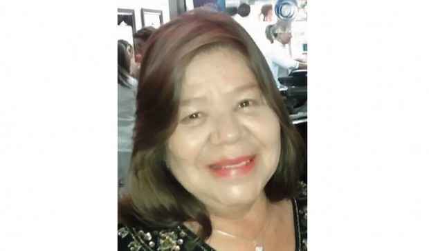 Hoy 22 de junio; hace un mes que partió al Cielo María Elena Ocampo de Rivera.  Su esposo Rodrigo Rivera Rivera, sus hijos, niet