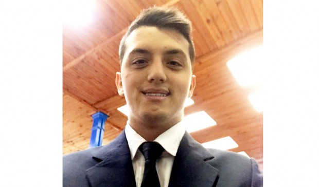 Hoy 22 de junio la Universidad Autónoma de Manizales le confiere el grado de Odontólogo al joven JUAN SEBASTIÁN PÉREZ GÓMEZ, su 