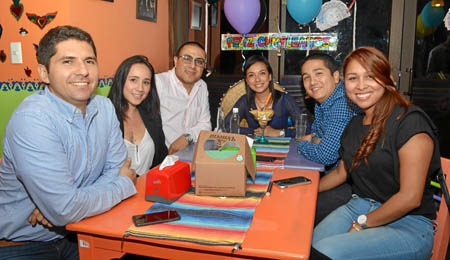 Andrés Gutiérrez, Carolina Sepúlveda, David García, Carolina Castaño, Alejandro Velásquez y Andrea Suárez.