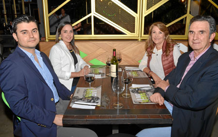 Juan Pablo Duque, Isabel Londoño, María Isabel Pinzón e Iván Escobar.