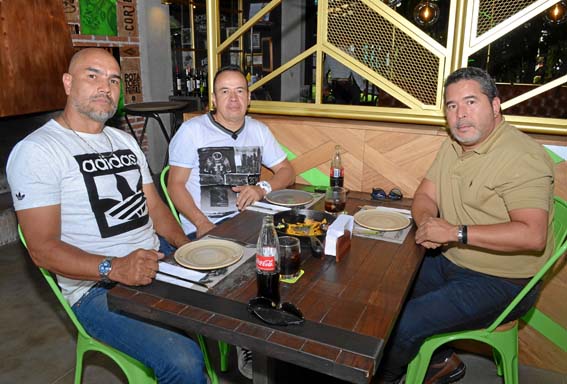 Carlos Julio Escobar, Carlos Alberto Gutiérrez y William Suárez.