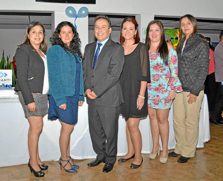 Fotos | José Fernando Tangarife | LA PATRIA Luisa Fernanda Reyes Arcila: Adriana María Ramírez; Carlos Hernán Estrada Valencia, 