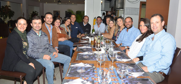 Paula Londoño, Miguel Londoño, Juan Martín Mora, Sara Bernal, Isabela Peña, Simón Ramírez, Tomás Mora, Juan Pablo Morales, Santi