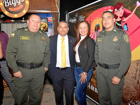 Fotos | José Fernando Tangarife | LA PATRIA Teniente coronel Jovani Benavides Quimbayo, Héctor Fernando Ortiz, gerente del Insti