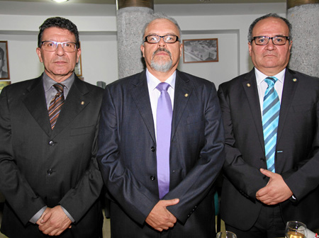 La Academia de Medicina de Caldas ofreció una comida en la Facultad de Ciencias de la Salud de la Universidad de Caldas para hom