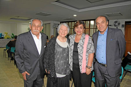 Fotos | Argemiro Idárraga | LA PATRIA Ángel Montoya Gallego; María Teresa Valencia de Montoya, fundadora Guardería del Anciano E