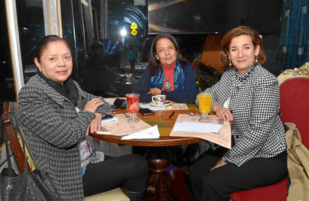 Ana Lucía Marín, Rocío Cifuentes y Leticia García Villaluenga.