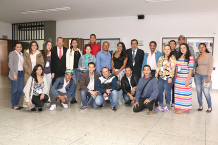 Asistentes al evento que tuvo como principal objetivo proporcionar a los participantes los conocimientos suficientes para el bue